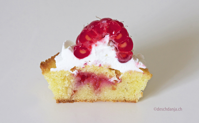 Lemon Raspberry Cupcake